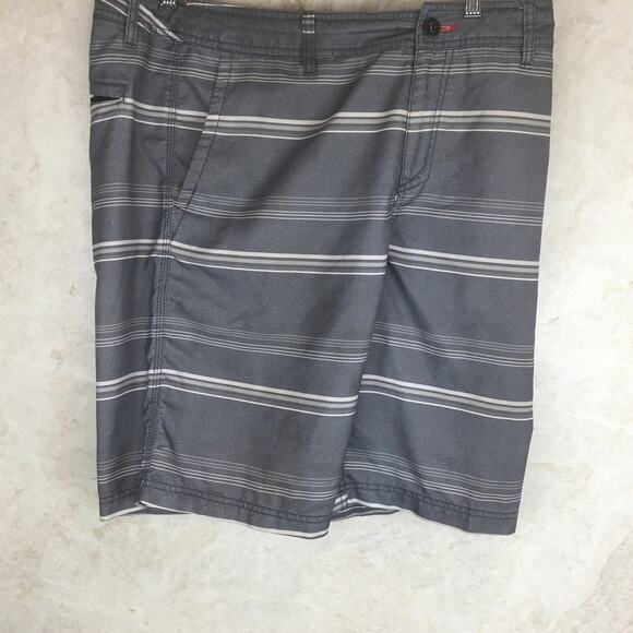 O'Neil Gray Cream Striped Board Shorts Men's Size 36 - Picture 3 of 16
